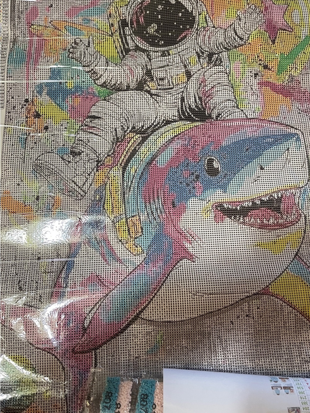 Shark and astronaut 50x70cm diamond kit